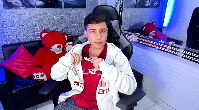 Snapshot of salvadorgomezx chatting on 01-14-25, 01:47 salvadorgomezx online show from 01-14-25, 01:47