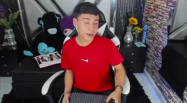 Snapshot of salvadorgomezx chatting on 01-21-25, 11:03 salvadorgomezx online show from 01-21-25, 11:03