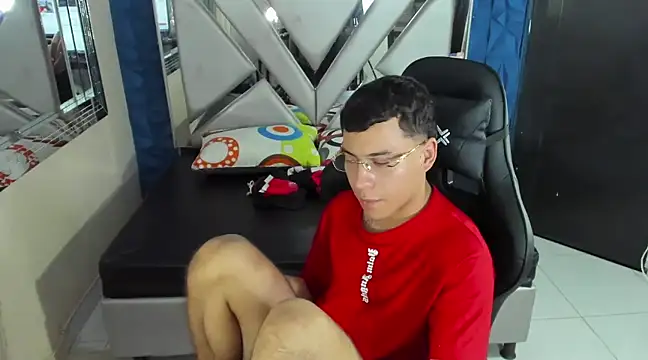 Snapshot of salvadorgomezx chatting on 01-25-25, 05:08 salvadorgomezx online show from 01-25-25, 05:08