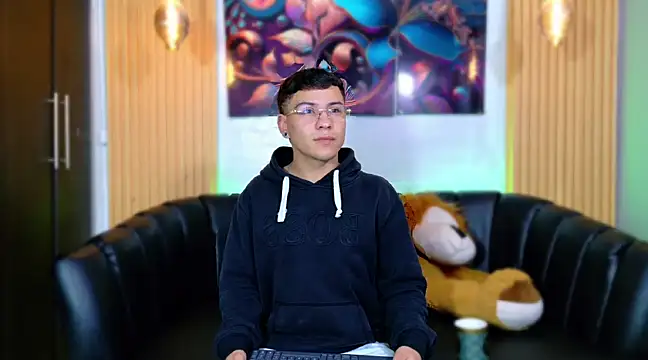 Snapshot of salvadorgomezx chatting on 02-06-25, 05:25 salvadorgomezx online show from 02-06-25, 05:25