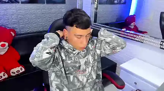 Snapshot of salvadorgomezx chatting on 02-19-25, 08:55 salvadorgomezx online show from 02-19-25, 08:55