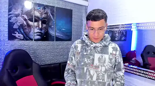 Snapshot of salvadorgomezx chatting on 02-19-25, 12:00 salvadorgomezx online show from 02-19-25, 12:00