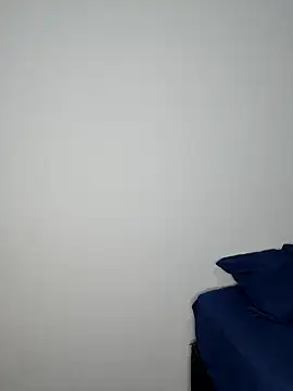 VitoriaFernandes online show from 02-13-25, 03:29