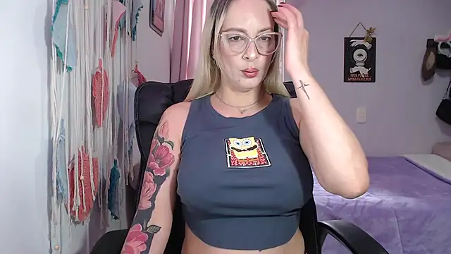 Snapshot of yulieth_anamar chatting on 02-25-25, 09:24 yulieth anamar online show from 02-25-25, 09:24