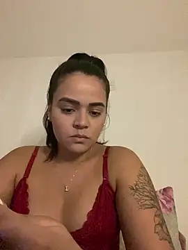 Snapshot of rebeccaareys chatting on 12-18-24, 11:19 rebeccaareys online show from 12-18-24, 11:19