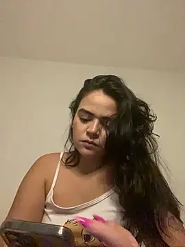 Snapshot of rebeccaareys chatting on 02-08-25, 04:36 rebeccaareys online show from 02-08-25, 04:36