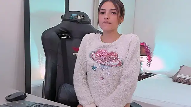 Snapshot of sofiarouge chatting on 03-20-25, 09:02 sofiarouge online show from 03-20-25, 09:02