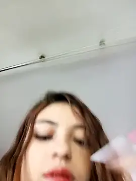 Snapshot of sofiarouge chatting on 09-08-25, 08:19 sofiarouge online show from 09-08-25, 08:19