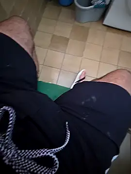 Snapshot of bacco_br chatting on 11-29-25, 06:33 bacco br online show from 11-29-25, 06:33