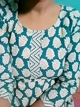 Snapshot of Arohi_is_Live chatting on 01-04-25, 01:53 Arohi is Live online show from 01-04-25, 01:53