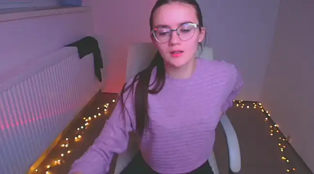 Snapshot of Josephine_jo chatting on 01-05-25, 04:36 Josephine jo online show from 01-05-25, 04:36