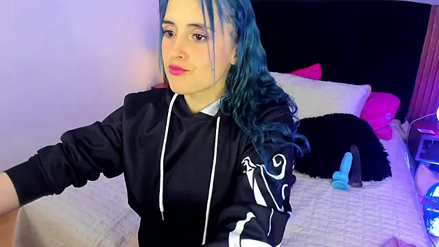 SophiIamilleer online show from 12-17-24, 07:50