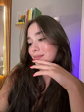 Snapshot of FridaKlein chatting on 12-14-24, 02:01 FridaKlein online show from 12-14-24, 02:01