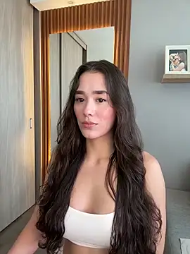 Snapshot of FridaKlein chatting on 09-23-25, 08:01 FridaKlein online show from 09-23-25, 08:01