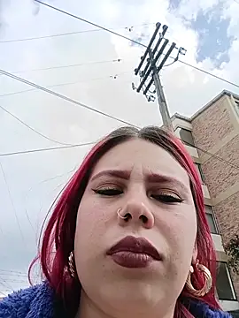 Snapshot of aurora_sky11 chatting on 11-12-25, 07:24 aurora sky11 online show from 11-12-25, 07:24