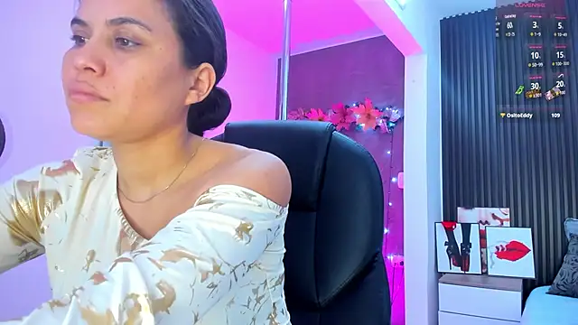 natasha  jackson online show from 12-01-25, 12:43