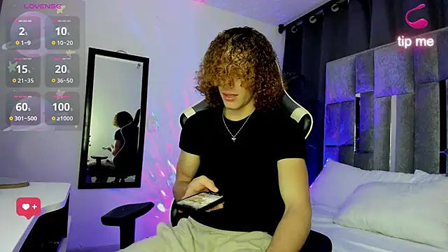 All3ssandr0 online show from 12-19-24, 12:13