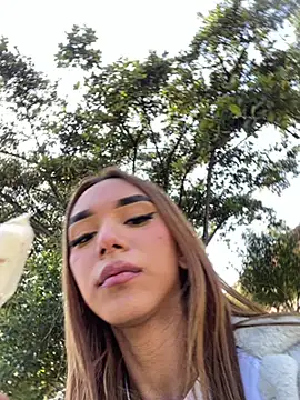 Snapshot of Nikol_Rang__ chatting on 01-22-25, 07:56 Nikol Rang online show from 01-22-25, 07:56