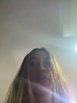 Snapshot of Nikol_Rang__ chatting on 02-21-25, 07:56 Nikol Rang online show from 02-21-25, 07:56