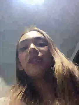 Snapshot of Nikol_Rang__ chatting on 03-04-25, 04:06 Nikol Rang online show from 03-04-25, 04:06