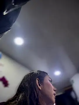 Snapshot of Nikol_Rang__ chatting on 09-10-25, 10:10 Nikol Rang online show from 09-10-25, 10:10