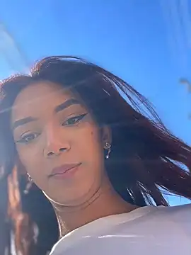 Snapshot of Nikol_Rang__ chatting on 10-24-25, 08:27 Nikol Rang online show from 10-24-25, 08:27