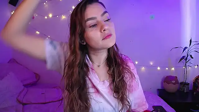 Snapshot of Lu_perez chatting on 11-07-25, 06:08 Lu perez online show from 11-07-25, 06:08