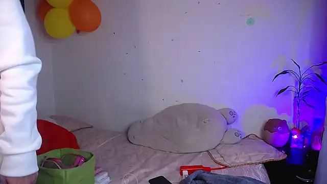 Snapshot of Lu_perez chatting on 11-29-25, 03:09 Lu perez online show from 11-29-25, 03:09