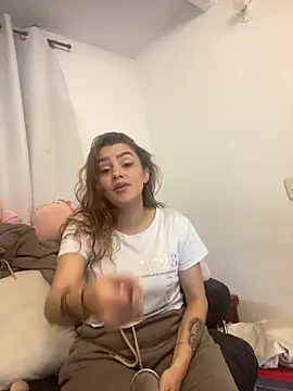 Lu perez online show from 04-13-26, 05:07