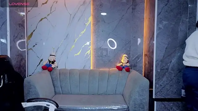 Violeth b online show from 04-16-26, 01:01