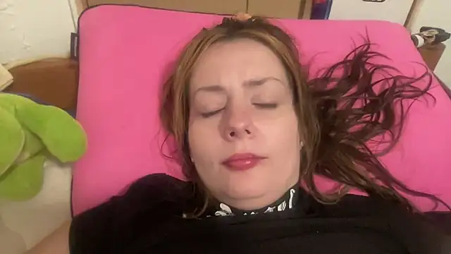 SkarlettRose96 online show from 09-09-25, 06:57