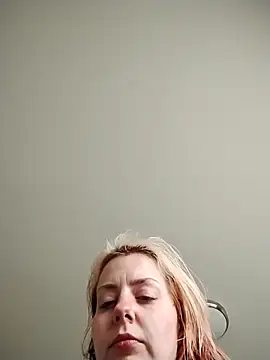 SkarlettRose96 online show from 02-11-26, 06:24