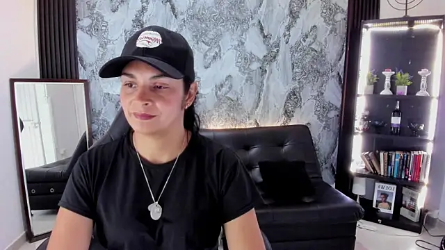 Carlota milf 30 online show from 03-29-26, 03:56