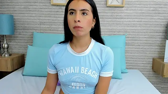 Snapshot of IssabellaLopez chatting on 12-11-24, 10:38 IssabellaLopez online show from 12-11-24, 10:38