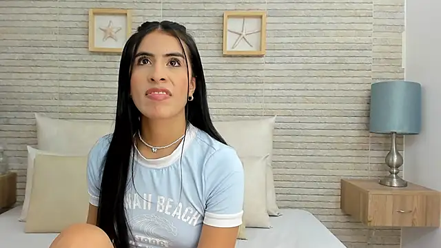 Snapshot of IssabellaLopez chatting on 03-12-25, 07:38 IssabellaLopez online show from 03-12-25, 07:38