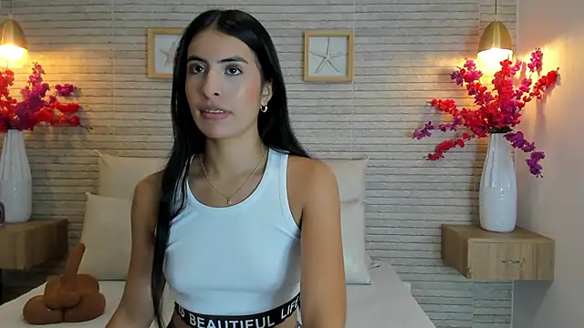 Snapshot of IssabellaLopez chatting on 10-01-25, 12:22 IssabellaLopez online show from 10-01-25, 12:22