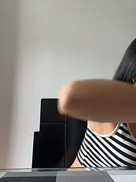 Snapshot of IssabellaLopez chatting on 11-18-25, 04:33 IssabellaLopez online show from 11-18-25, 04:33