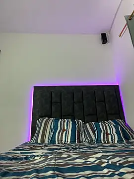 IssabellaLopez online show from 12-20-25, 04:25