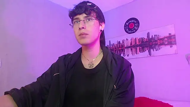 Snapshot of Jeam_hot chatting on 01-03-25, 10:08 Jeam hot online show from 01-03-25, 10:08