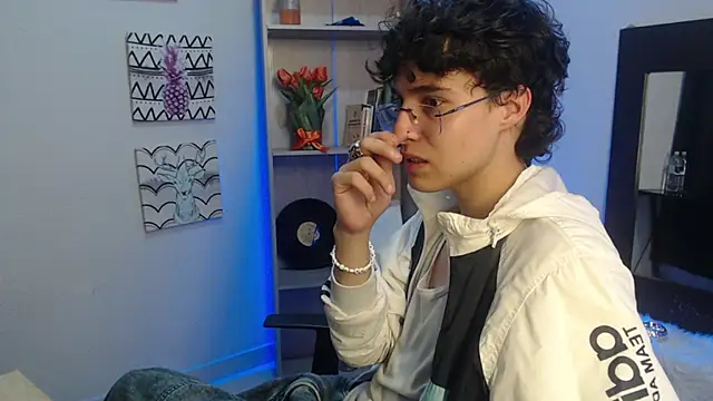 Snapshot of Jeam_hot chatting on 01-11-25, 10:07 Jeam hot online show from 01-11-25, 10:07