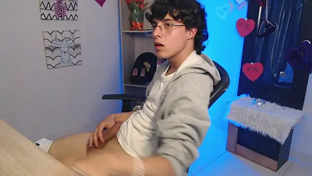 Snapshot of Jeam_hot chatting on 02-19-25, 12:46 Jeam hot online show from 02-19-25, 12:46