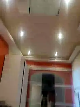 Snapshot of swingr chatting on 12-14-24, 01:16 swingr online show from 12-14-24, 01:16