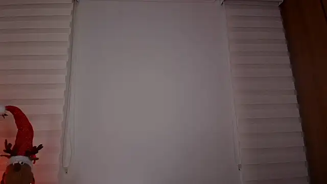 venusleroy  online show from 12-21-24, 03:25