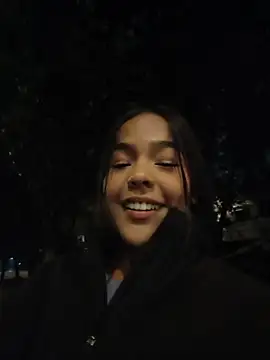 Snapshot of SweetFortuner chatting on 06-03-26, 05:32 SweetFortuner online show from 06-03-26, 05:32