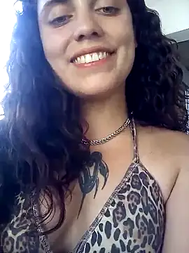 Snapshot of lucylovles chatting on 03-21-25, 07:35 lucylovles online show from 03-21-25, 07:35