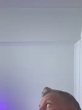 aus guy93 online show from 03-03-26, 07:20