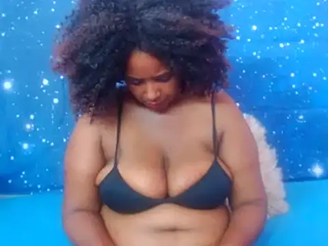 Snapshot of 2Sweetysmile chatting on 01-12-25, 10:02 2Sweetysmile online show from 01-12-25, 10:02