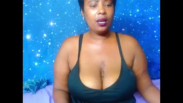 Snapshot of 2Sweetysmile chatting on 03-19-25, 07:49 2Sweetysmile online show from 03-19-25, 07:49