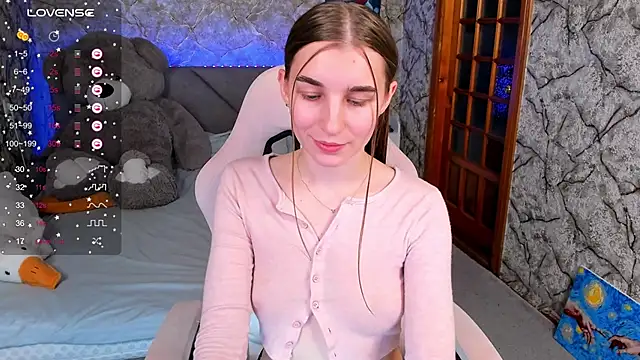 Snapshot of _flowersweeet_ chatting on 11-17-25, 08:58 flowersweeet online show from 11-17-25, 08:58