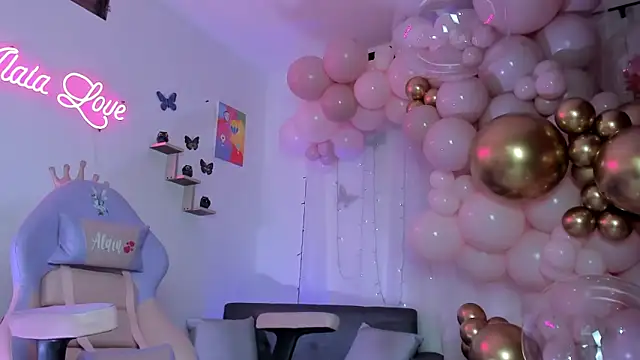 Alaia Love77 online show from 02-05-25, 10:55